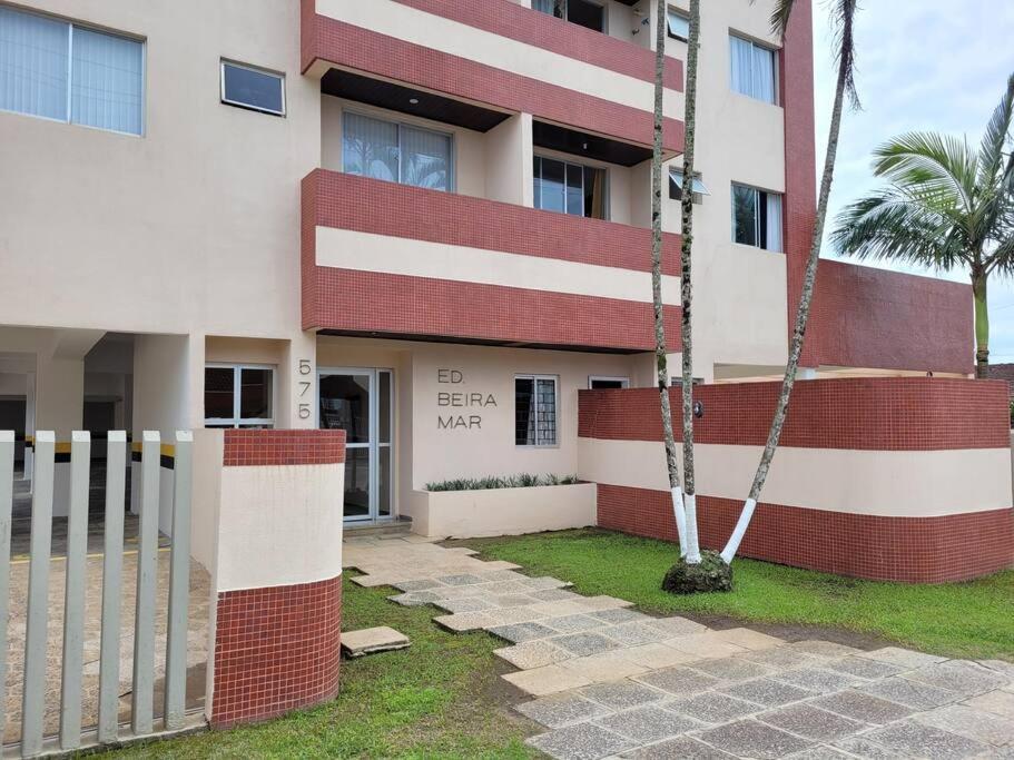 Apartamento Brejatuba Beira Mar Guaratuba Buitenkant foto