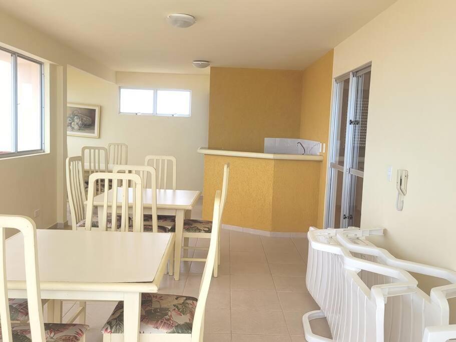 Apartamento Brejatuba Beira Mar Guaratuba Buitenkant foto